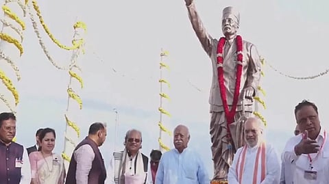 अंडमान: शाह और भागवत ने सावरकर की प्रतिमा का किया अनावरण 