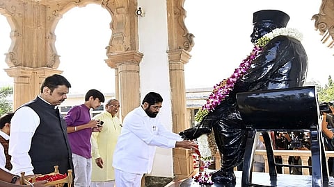 फडणवीस और शिंदे ने हेडगेवार के स्मारक पर श्रद्धांजलि अर्पित की