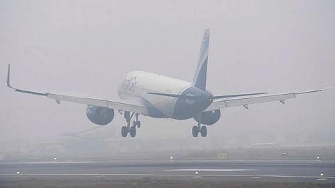 घने कोहरे का पहरा