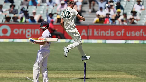 एशेज टेस्ट : इंग्लैंड का संघर्ष जारी  