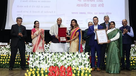 Barrackpore Cantonment Board receives Defence Minister's Award for Excellence in Healthy Cantonment 2025.