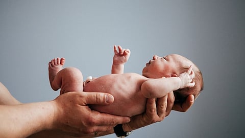 1500 की आबादी, मगर तीन महीने में 27,398 बच्चों का जन्म! हैरान कर देगा ये मामला 