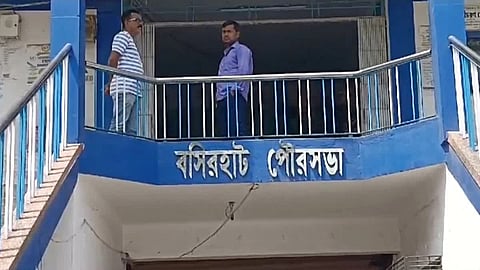 The board of Basirhat Municipality has been dissolved; the SDO will take over the responsibilities.