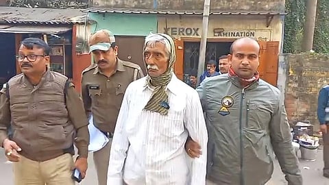 पालतू बिल्ली को खाना खिलाने के विवाद में मकान मालिक की हत्या !