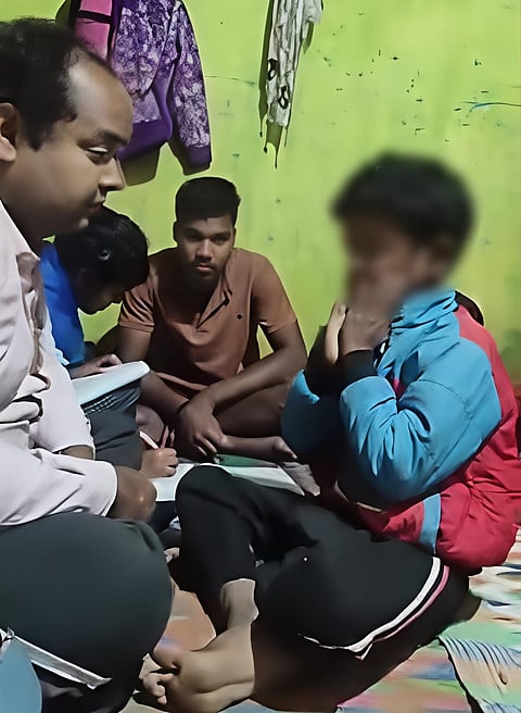 पाठ याद न होने पर मासूम को जानवरों की तरह पीटा