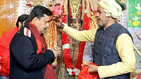 भाजपा के कार्यकारी राष्ट्रीय अध्यक्ष नितिन नवीन ने पटना के दो मंदिरों में की पूजा-अर्चना