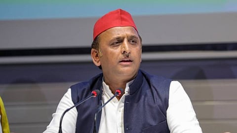 अखिलेश यादव का तंज 'भाजपा जाए तो नौकरी-भर्ती आए'