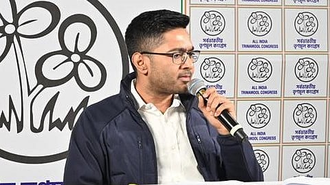 वे न गीता को समझते हैं, न ही श्रीकृष्ण का सम्मान करते हैं : अभिषेक