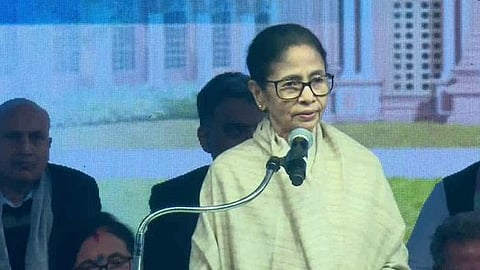 लोग मुझ पर तुष्टीकरण का गलत आरोप लगाते हैं, मैं सही मायने में धर्मनिरपेक्ष हूं : ममता 