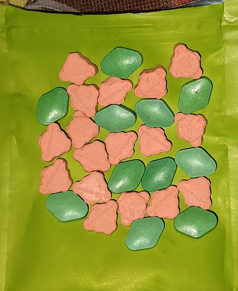 जब्त ड्रग्स