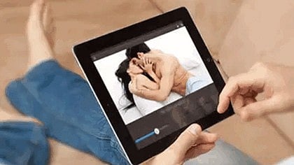 अश्लील,गैरकानूनी सामग्री पर सरकार सख्त, ऑनलाइन मंचों को जारी की चेतावनी 