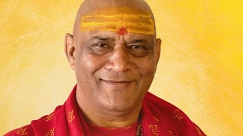 सभी को नव वर्ष की शुभकामनाएं : स्वामी गिरिशानंद