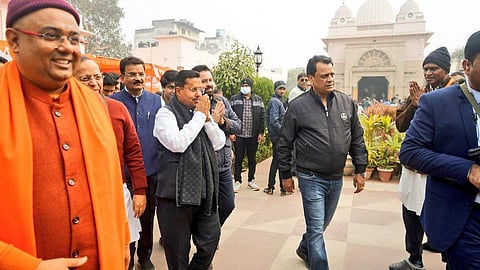 दिल्ली में रामकृष्ण मंदिर में पूजा-अर्चना करने पहुंचे BJP के राष्ट्रीय कार्यकारी अध्यक्ष नितिन नबीन