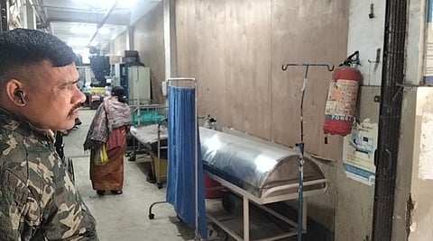 In Titagarh, a man killed his friend by crushing him with a brick.