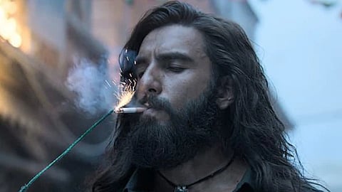 800 करोड़ कमाने वाली पहली बॉलीवुड हिंदी फिल्म बनी 'धुरंधर'