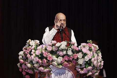 
CAA पर सियासी घमासान : ममता के बयान पर शाह का पलटवार