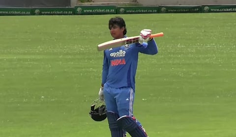 वैभव सूर्यवंशी ने जड़ा शतक, बनाया यह रिकॉर्ड