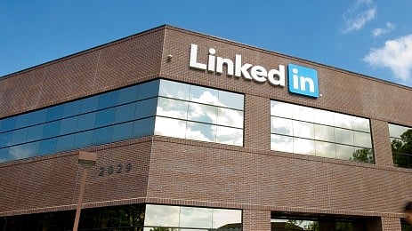 लिंक्डइन ने पता लगाया भारतीय पेशेवर क्यों नौकरी बदलने को आतुर? 