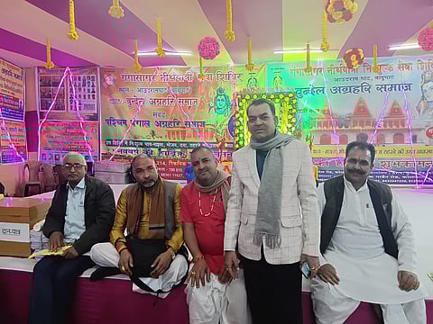 बुंदेल अग्रहरि समाज के सेवा शिविर     उद्घाटन के दौरान ली गई तस्वीर