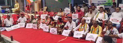 मनरेगा बचाओ संग्राम के तहत पोर्ट ब्लेयर में कांग्रेस की भूख हड़ताल