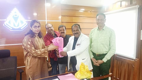 एसीसी ने विभिन्न मुद्दों को लेकर निगम कमिश्नर से की मुलाकात