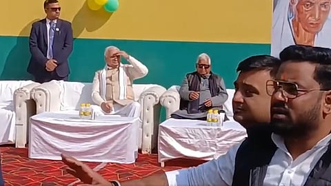 तेज प्रताप के दही चूड़ा भोज में पहुंचे लालू यादव