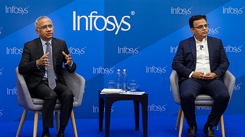 इन्फोसिस का तीसरी तिमाही में शुद्ध लाभ 2.2 प्रतिशत घटकर 6,654 करोड़ रुपये
