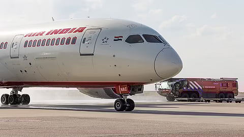 एयर इंडिया के विमान को कैसे पहुंचा बड़ा नुकसान?