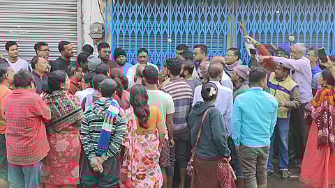 Panihati: Public anger erupts against waterlogging.