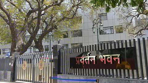 ईडी छापों पर घमासान: तृणमूल और भाजपा आमने-सामने