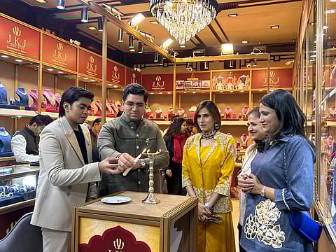  जेकेजे ज्वेलर्स ने पेश किया ‘संदूक’ ज्वेलरी प्रदर्शनी