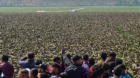 प्रयागराज में वायु सेना का प्रशिक्षु विमान गिरा