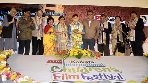  12वें कोलकाता इंटरनेशनल चिल्ड्रेन्स फिल्म फेस्टिवल के उद्घाटन मौके पर सूचना व संस्कृति विभाग के राज्य मंत्री इंद्रनील सेन, वित्त मंत्री (स्वतंत्र प्रभार) चंद्रिमा भट्टाचार्य, शिशु किशोर अकादमी की चेयरपर्सन अर्पिता घोष, कल्चर विभाग के डायरेक्टर कौशिक बसाक, इंफॉर्मेशन विभाग की डायरेक्टर शर्मिष्ठा बनर्जी, डायरेक्टर ऑफ को ऑडिनेशन कौस्तव तरफदार, फिल्म निर्देशक संदीप राय, गौतम घोष, बाल कलाकार अभिनव बरुआ सहित अन्य कई गण्यमान्य उपस्थित थे