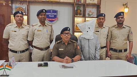 A notorious criminal was arrested with weapons in Bhatpara; 14 weapons recovered in one month!