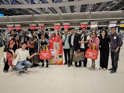 कोलकाता से पत्रकारों व सोशल मीडिया इंफ्लूएंसरों को वियेटजेट थाईलैंड एयरलाइंस ने बैंकॉक का सैर कराया 