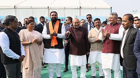 समृद्धि यात्रा’ के दौरान मधुबनी पहुंचे CM नीतीश कुमार