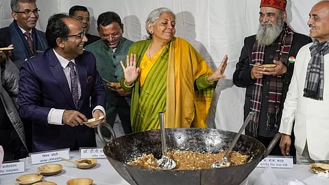 हलवा समारोह के साथ बजट 2026-27 की फाइनल तैयारी शुरू