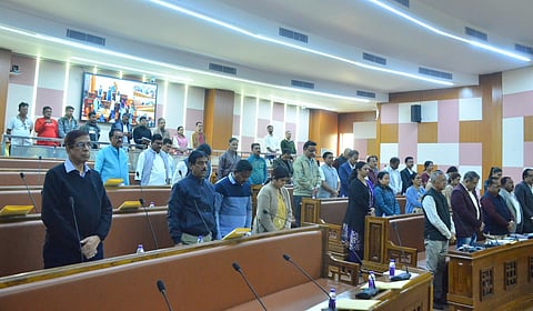 बोर्ड मीटिंग में उठा अवैध निर्माण का मुद्दा