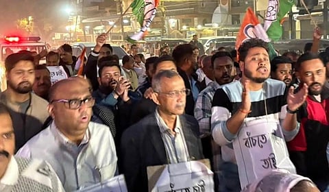 BLO की मौत को ले SIR का प्रतिवाद, धिक्कार रैली