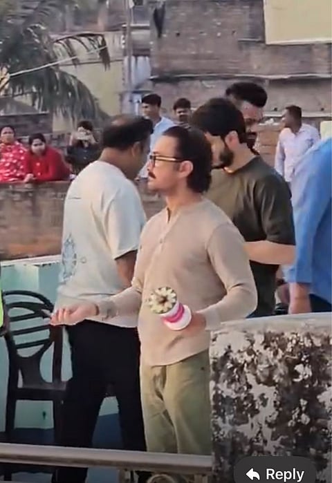 पतंग उड़ाते अमीर खान