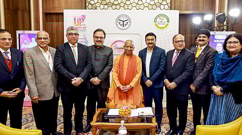 लखनऊ में वैश्विक निवेशकों एवं उद्यमियों के आयोजित 'उत्तर प्रदेश दवा सम्मेलन - 1.0'