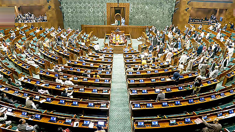 प्रधानमंत्री के जवाब के बिना लोकसभा में राष्ट्रपति के अभिभाषण पर धन्यवाद प्रस्ताव पारित