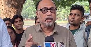 आरजी कर अस्पताल के पूर्व अधिकारी अख्तर अली के खिलाफ गिरफ्तारी वारंट 

