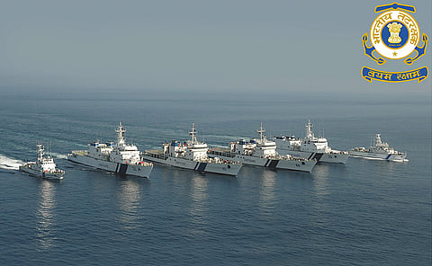 भारतीय तटरक्षक बल ने अंतरराष्ट्रीय तेल तस्करी रैकेट का भंडाफोड़ किया