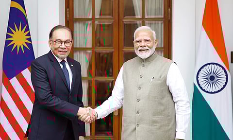 प्रधानमंत्री मोदी ने मलेशिया में उद्योग जगत के दिग्गजों से की मुलाकात