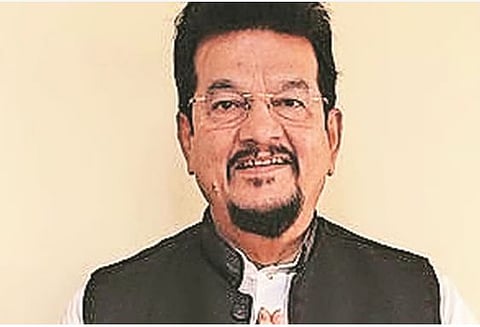 The MLA from Karimpur has been accused of assaulting students!