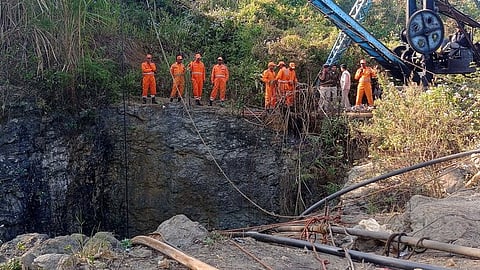 मेघालय में अवैध कोयला खदान विस्फोट पर एनजीटी का स्वतः संज्ञान, 18 की मौत