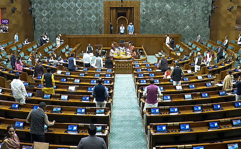लोकसभा में आज चला प्रश्नकाल, पर विपक्ष ने किया वॉकआउट