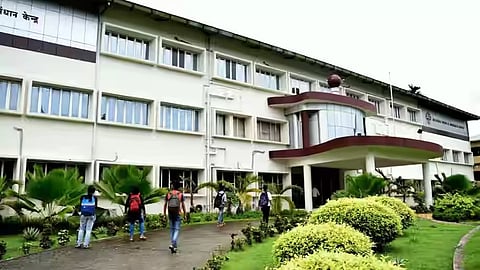 अंडमानः विद्यार्थियों ने कॉलेज को डीम्ड विवि से संबंद्ध किये जाने के कदम का किया विरोध