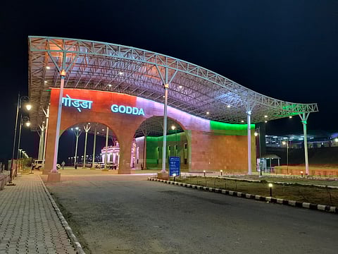 पूर्व रेलवे के महाप्रबंधक ने तीन मंडलों का व्यापक निरीक्षण किया, अमृत भारत स्टेशन उन्नयन एवं सुरक्षा अवसंरचना की समीक्षा की 